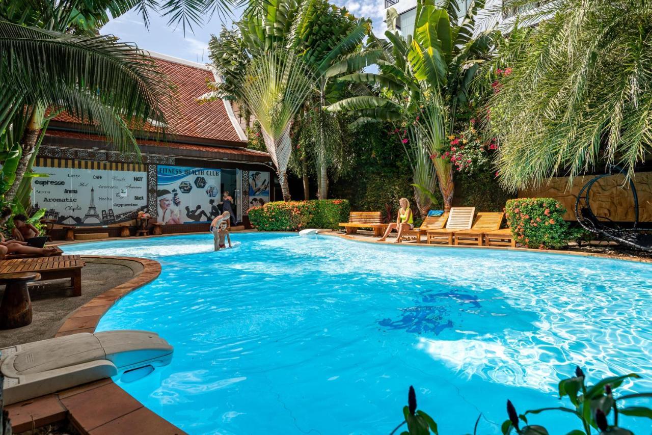 Naiharn Pearl Condo Hotel By Villacarte Nai Harn Exterior foto